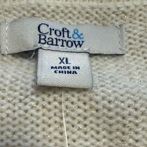 Croft & Barrow Cream Sweater with Metallic Accents - Picture 5 of 8